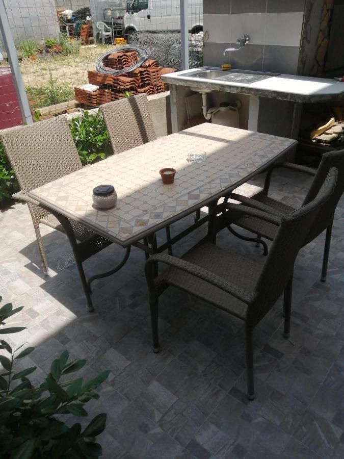 Apartment Goreta Trogir Eksteriør billede