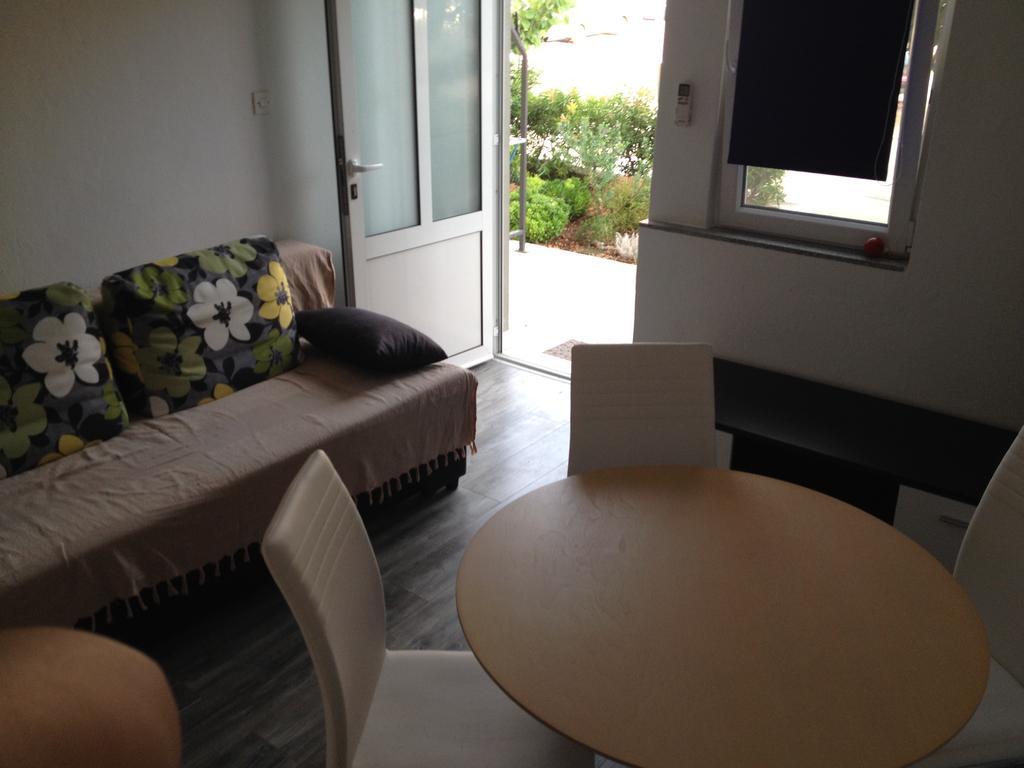 Apartment Goreta Trogir Eksteriør billede